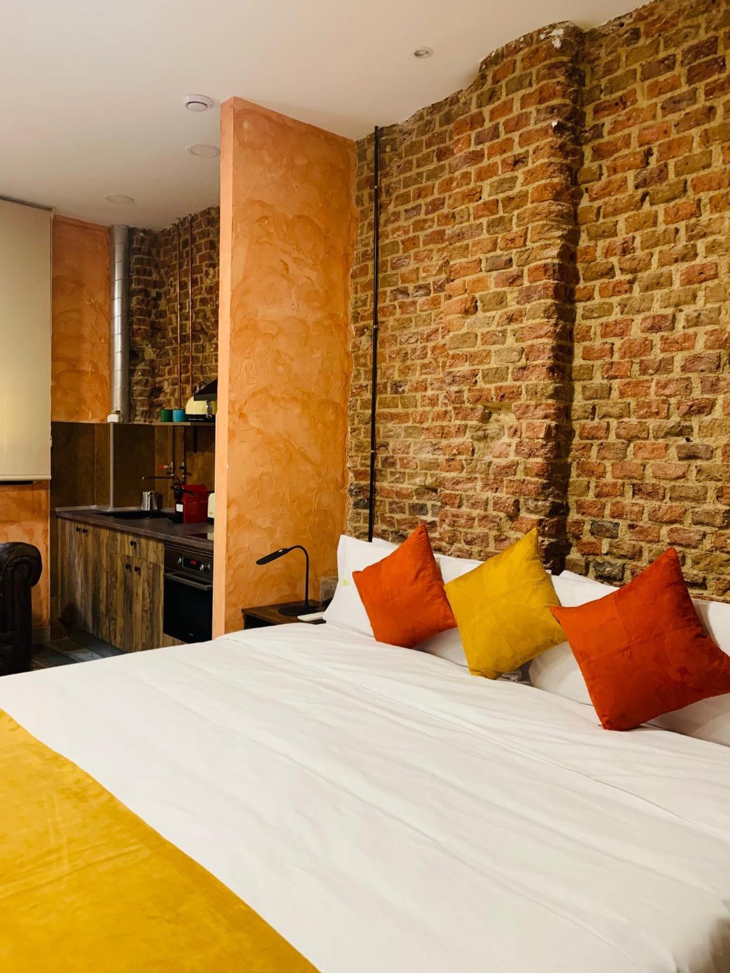 T-Homes Salamanca Madrid Rum bild